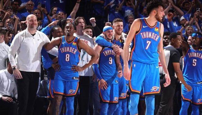 用社交媒体 用社交媒体